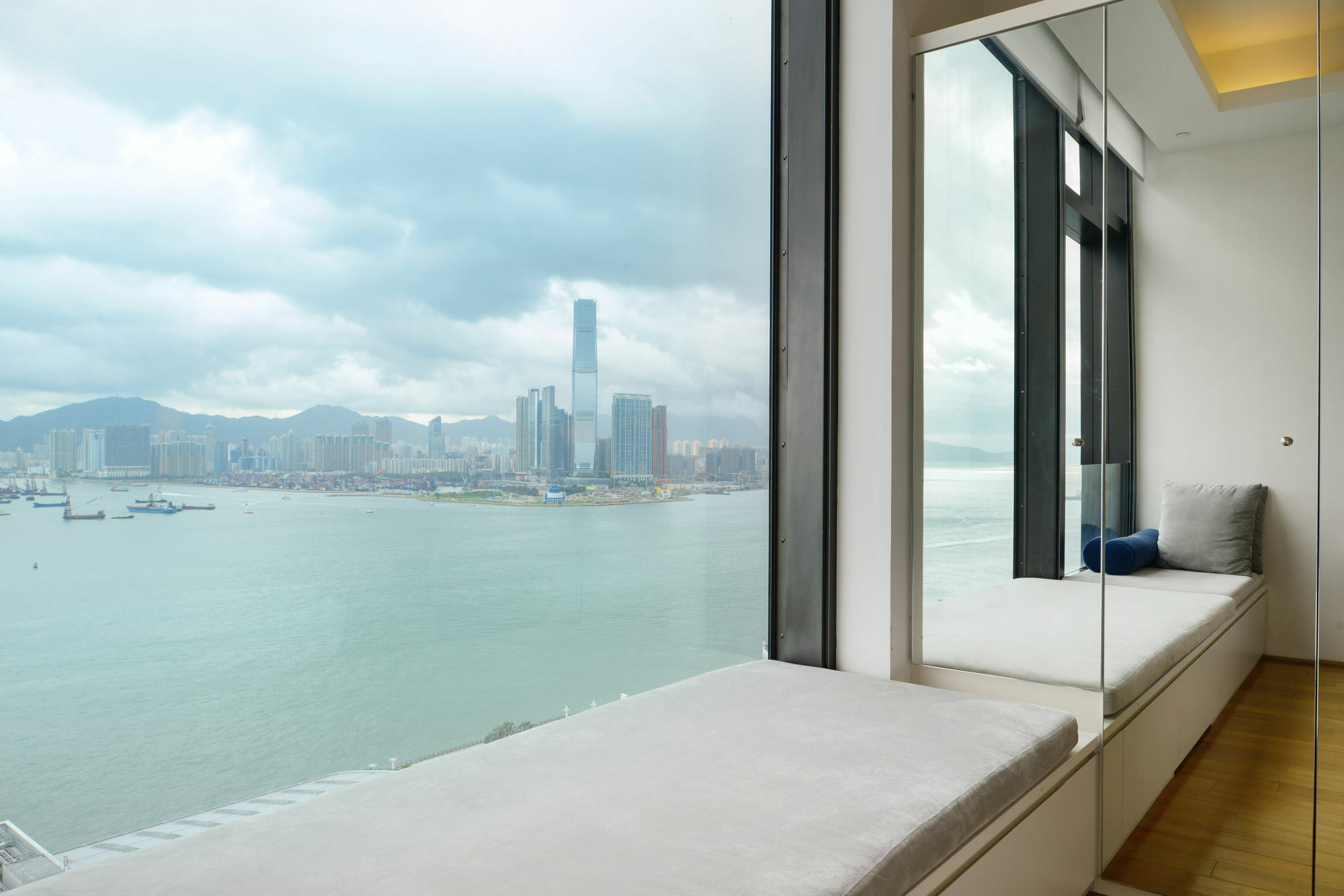 Hotel The Connaught Hong Kong Exterior foto